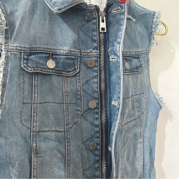 ZADIG & VOLTAIRE ‘LIFE IS GREAT’ STUDDED EMBROIDERED SKULL DENIM VEST, SIZE S - Picture 7 of 11